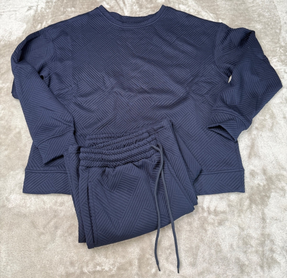 Boutique Navy Blue Geometric Embossed Matching Set Shirt Pants Womens Size L